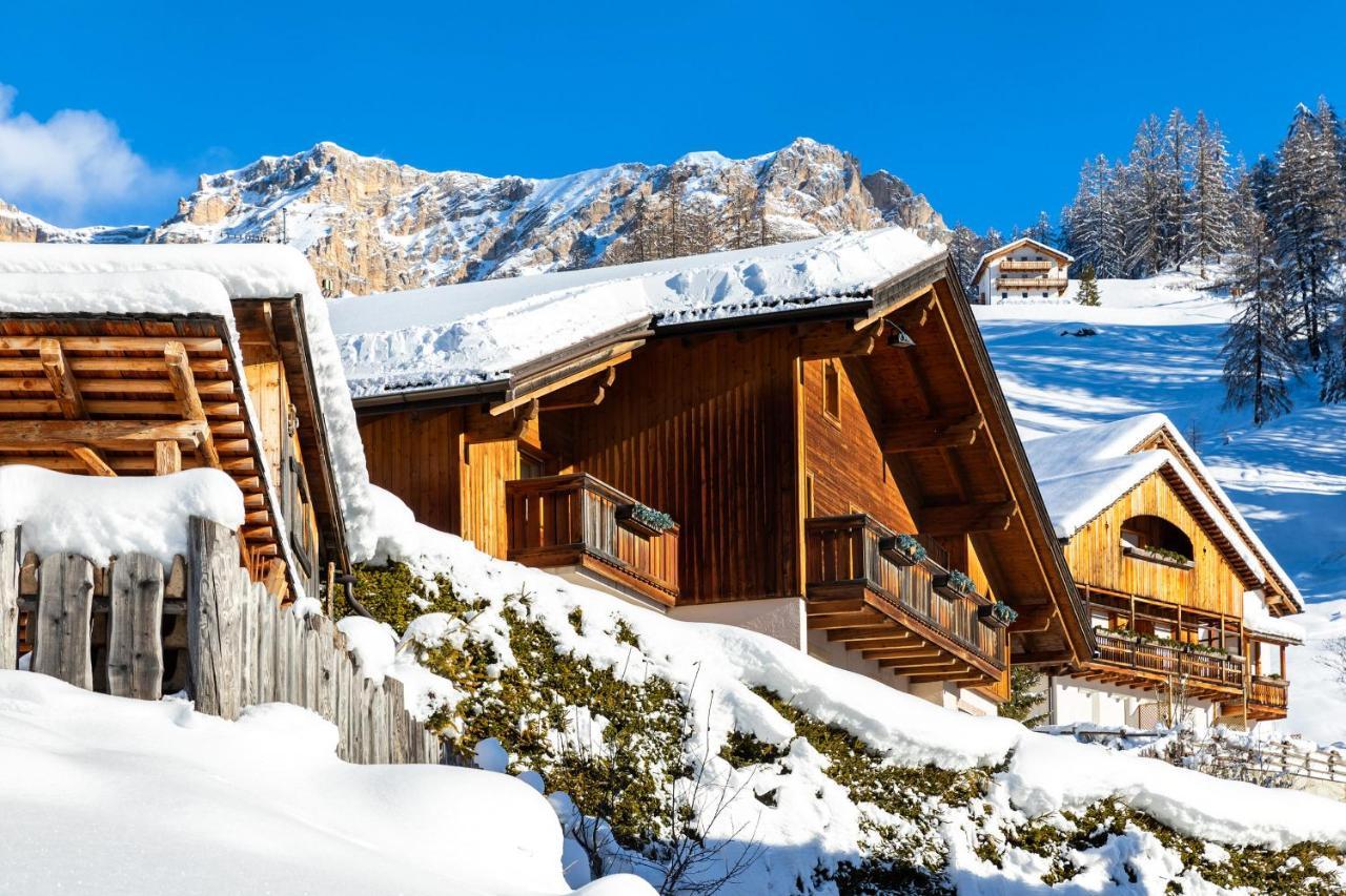 Ciasa Odlana Appartement San Cassiano  Buitenkant foto