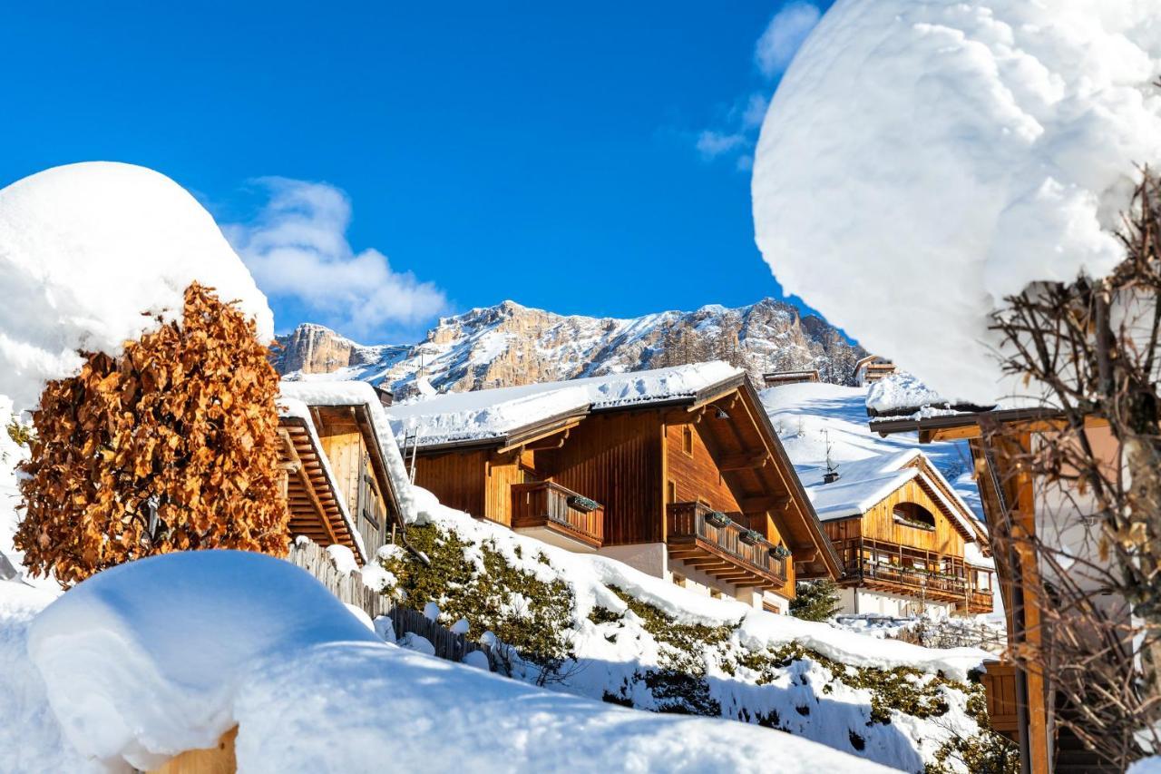 Ciasa Odlana Appartement San Cassiano  Buitenkant foto