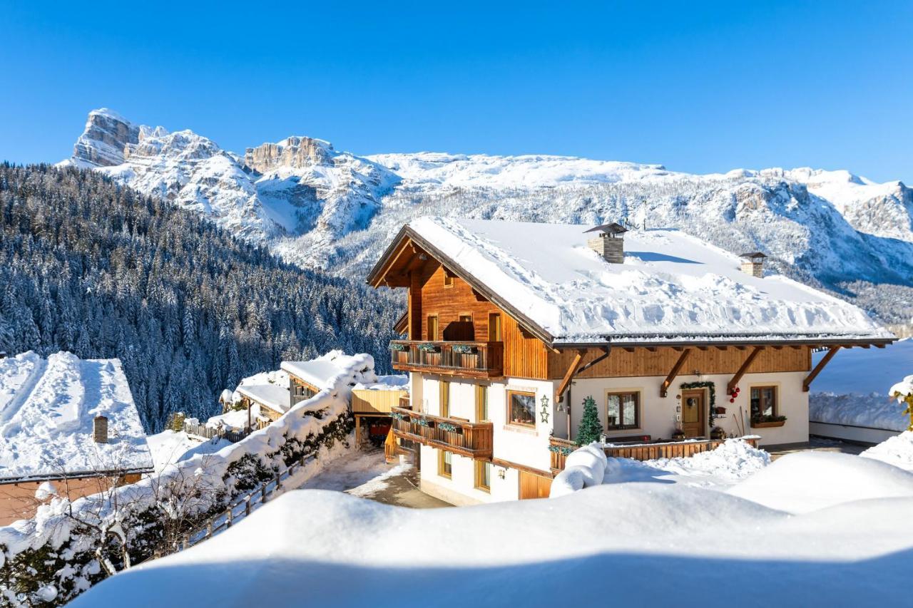 Ciasa Odlana Appartement San Cassiano  Buitenkant foto